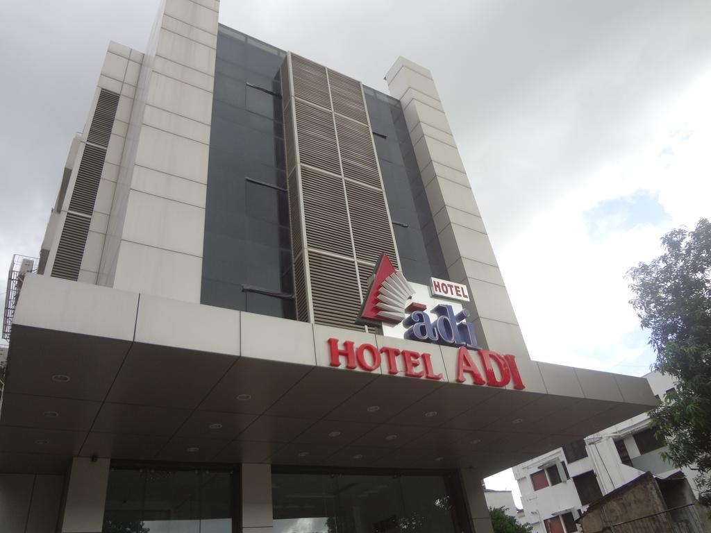 Hotel Adi Nagpur Extérieur photo