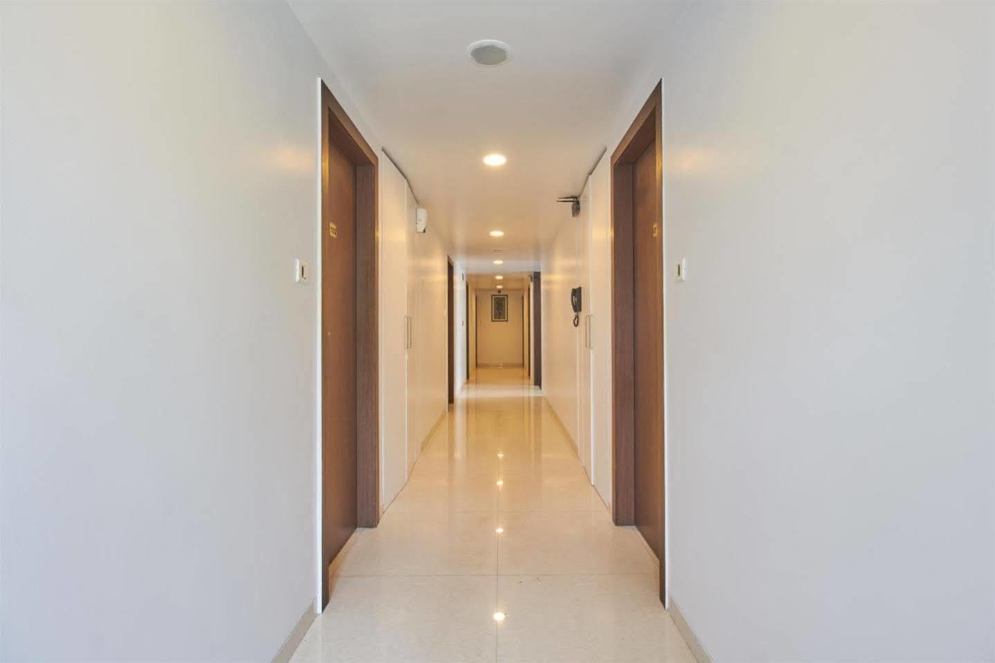 Hotel Adi Nagpur Extérieur photo